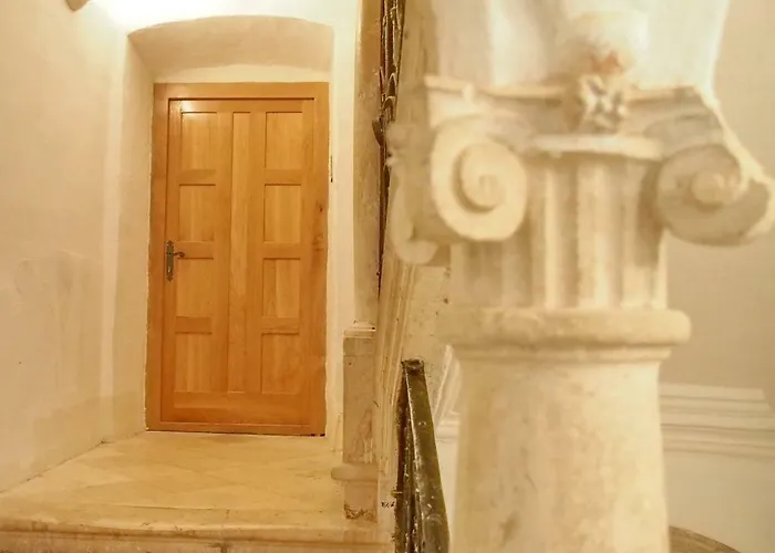 Luna בית הארחה 3*